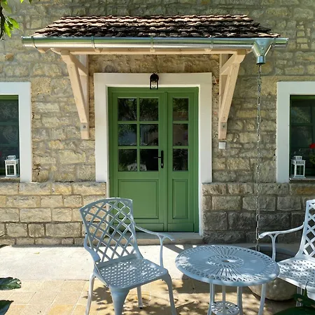 Konukevi Erdos Vendeghaz Pécsely