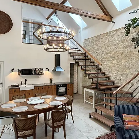 Erdos Vendeghaz بيت ضيافة