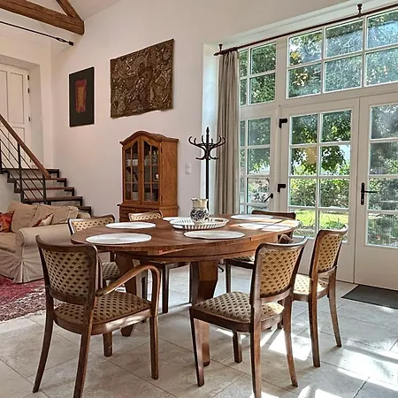 بيت ضيافة Erdos Vendeghaz Pécsely