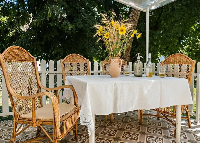 Erdos Vendeghaz 4* Pécsely