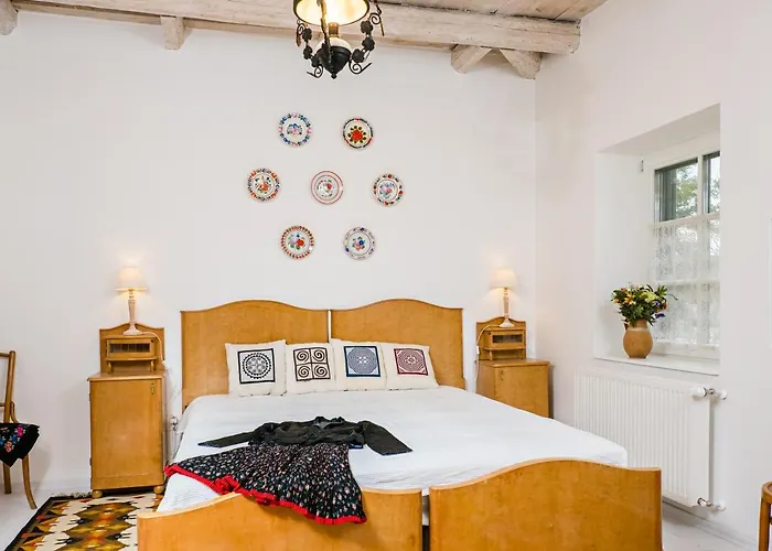 Erdos Vendeghaz 4* Pécsely