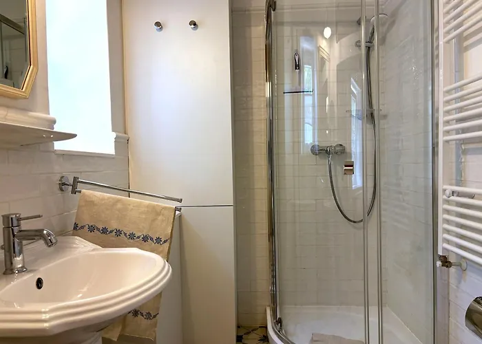 Erdos Vendeghaz Konukevi 4*