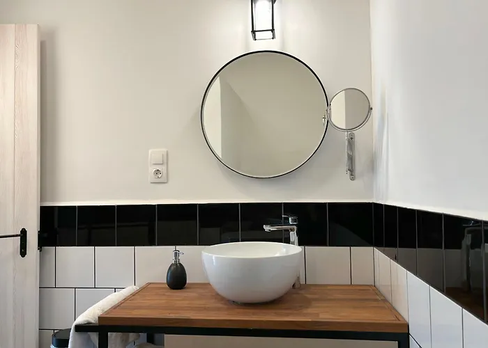 Erdos Vendeghaz Konukevi 4*